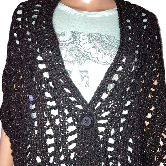 Black & Gold Convertible Scarf Poncho Shawl Wrap Versatile Hand Crocheted OOAK! - Picture 11 of 11